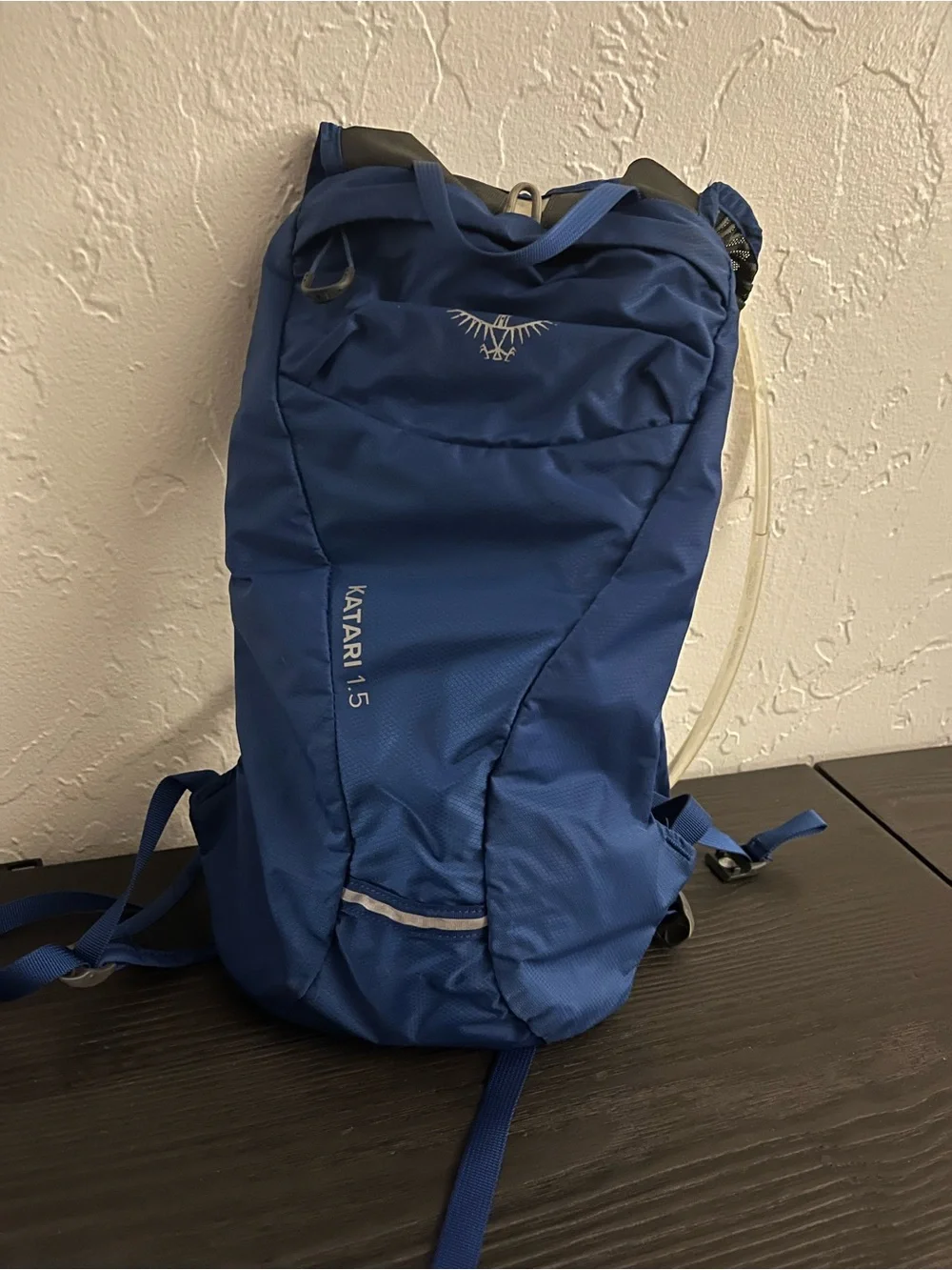 Osprey katari 1.5 camelback water hydration pack